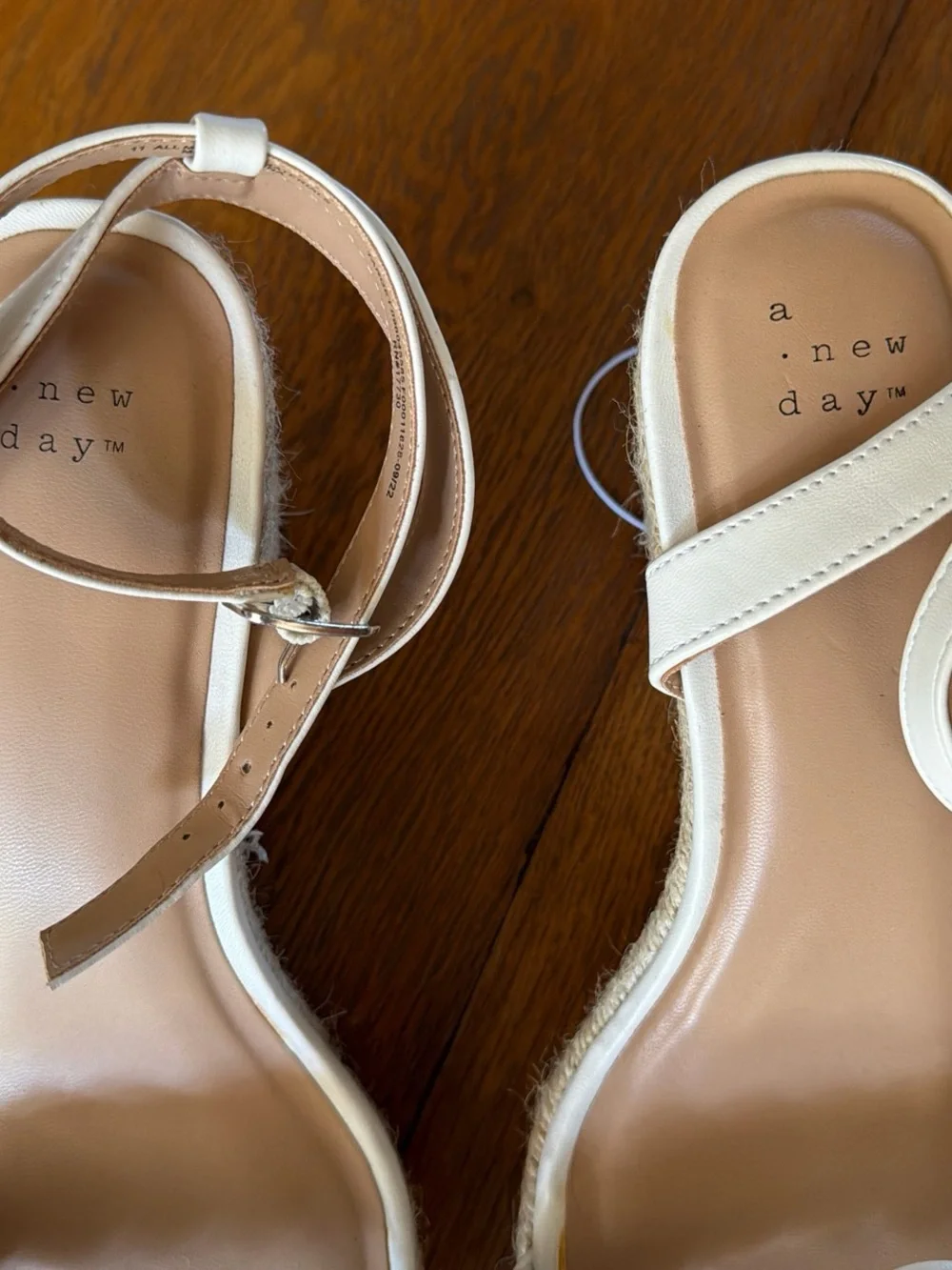 A New Day Size 11 Sandals NWOT